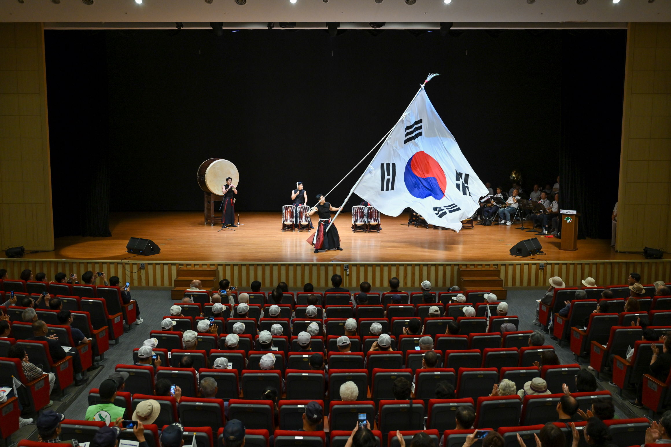 이미지1