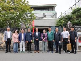 안병윤 예천군수, 日 고려미술관 방문… 故 정조문 선생 유지 계승 위한 협력 논의 기사 이미지