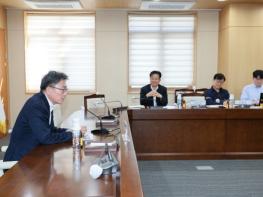 예천군, 구제역 재발 고리 차단에 전력… 전문가와 대응전략 집중논의 기사 이미지